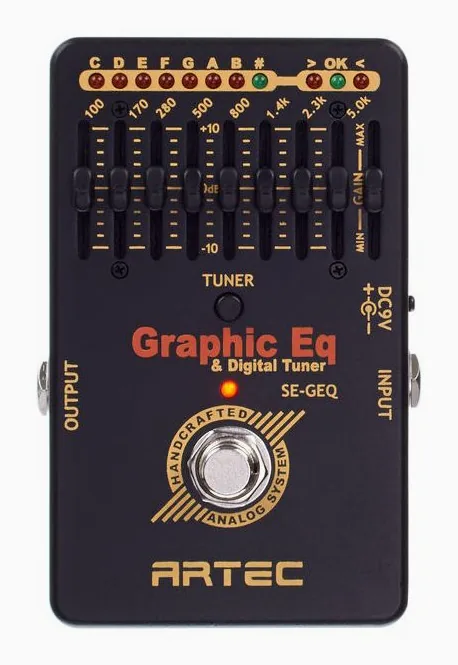 Artec Graphic EQ & Tuner, footswitch in primo piano