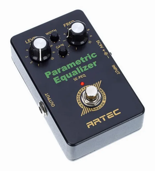 Artec Parametric EQ, ingressi e uscite laterali