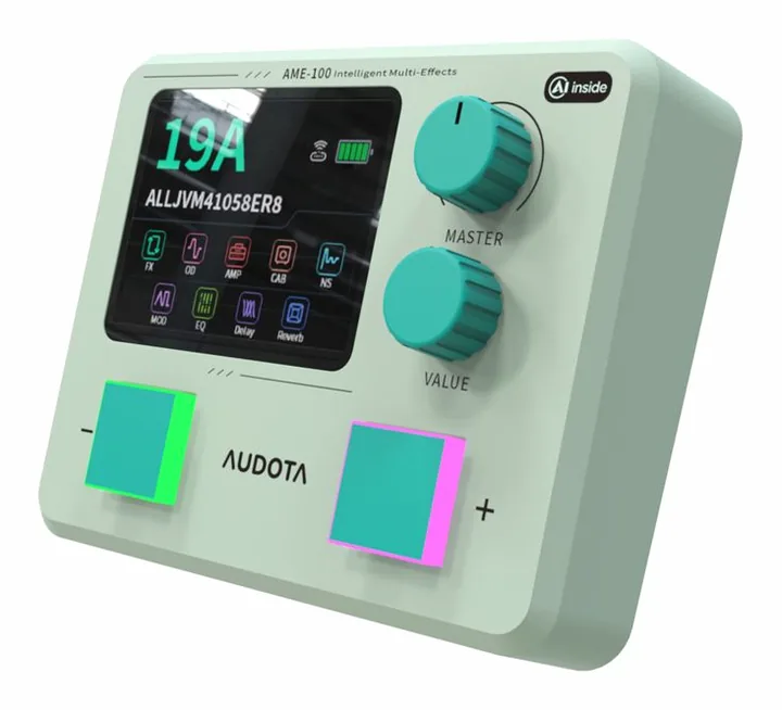 Audota AME-100 Multi-Effects, connettori sul retro dell'unita