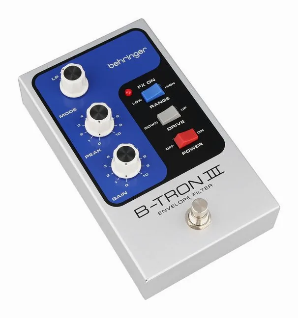 Behringer B-Tron III Envelope Filter, manopole viste dall'alto