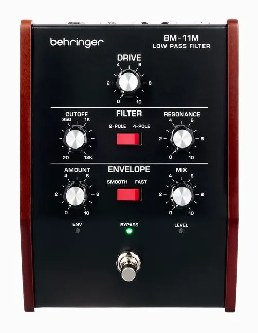 Behringer BM-11M Low Pass Filter, grafica del pannello superiore