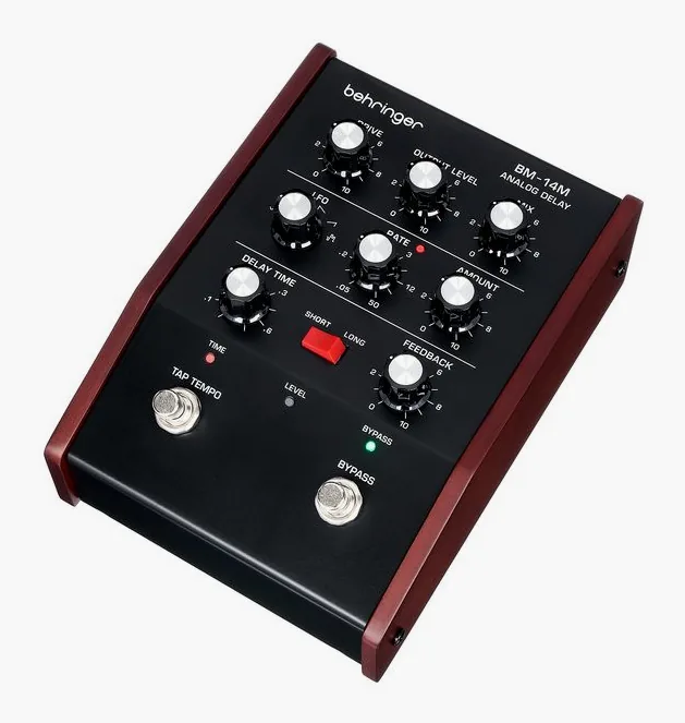 Behringer BM-14M Analog Delay, manopole viste dall'alto