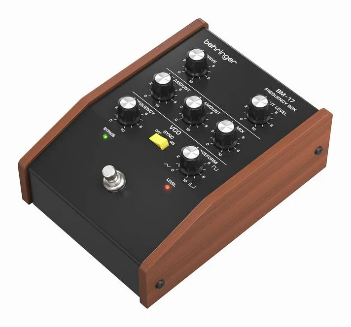 Behringer BM-17 Frequency Box fotografato frontalmente