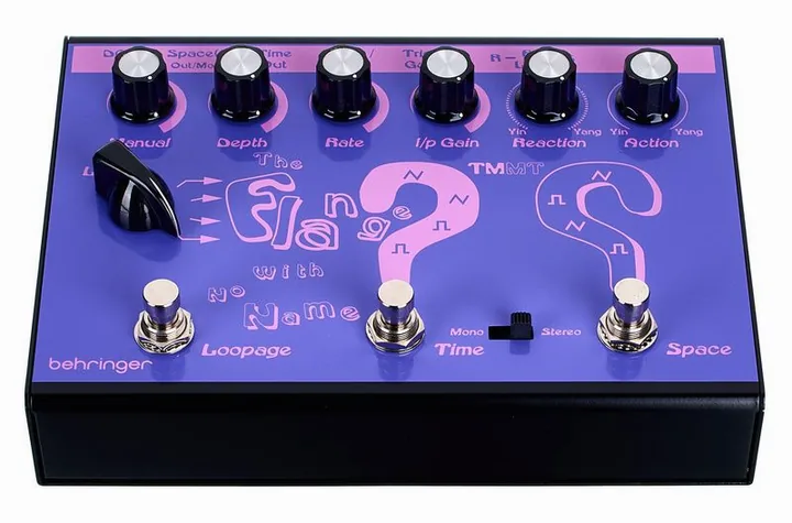 Behringer Flange with no name, connettori sul retro dell'unita