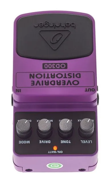 Behringer OD300 Overdrive Distortion, led e interruttore a pedale