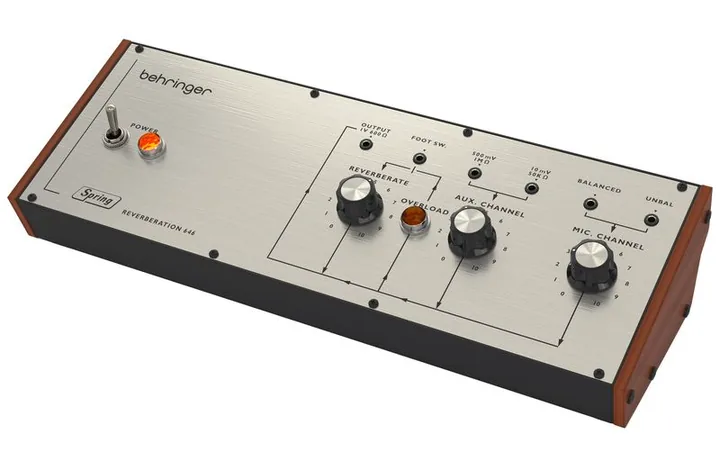 Behringer Spring Reverberation 646, manopole viste dall'alto