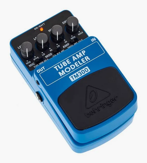Behringer TM300 Tube Amp Modeler, vista laterale del cabinet