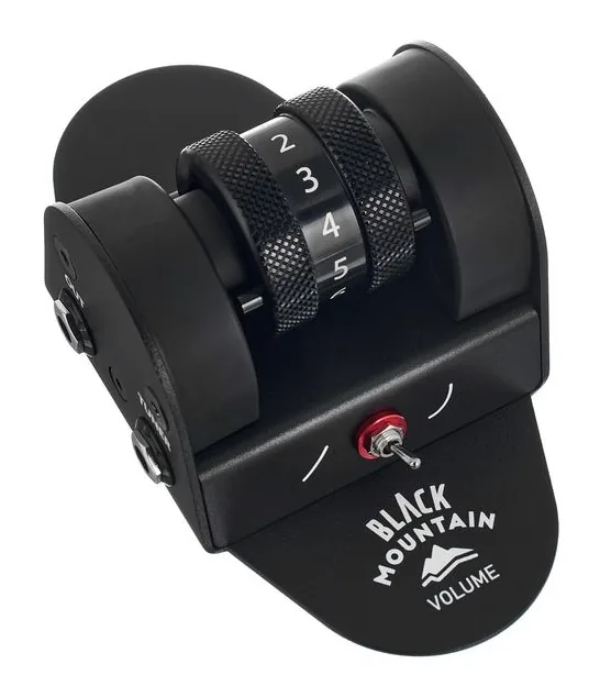 Black Mountain Roller Volume Pedal, footswitch in primo piano