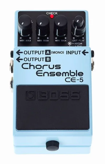 Boss CE-5, led e interruttore a pedale