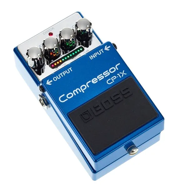 Boss CP-1X Compressor, ingressi e uscite laterali