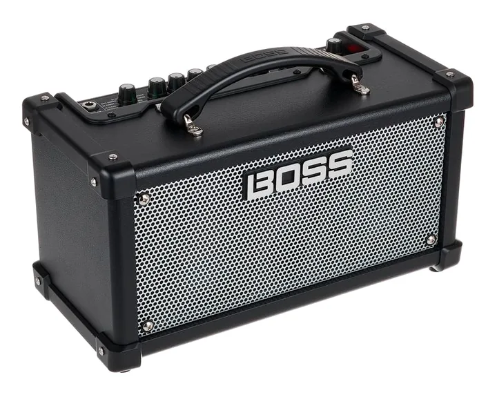 Boss Dual Cube LX, pannello dei controlli in primo piano