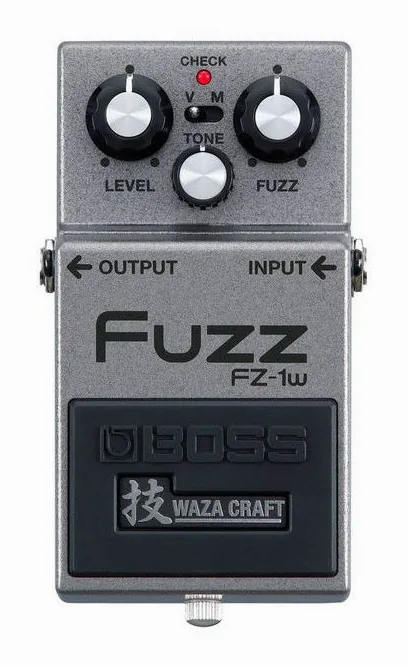 Boss FZ-1W Fuzz, connettori sul retro dell'unita