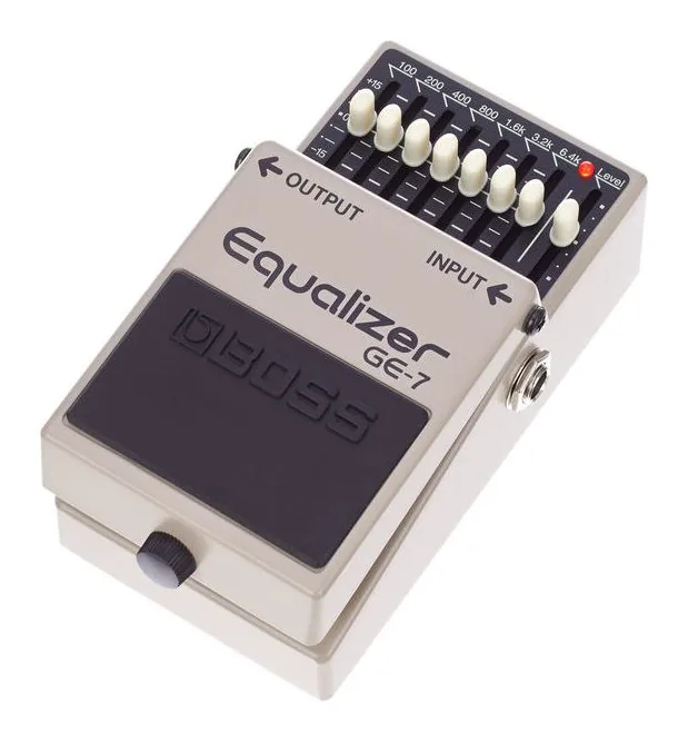 Boss GE-7 Equalizer visto di fronte