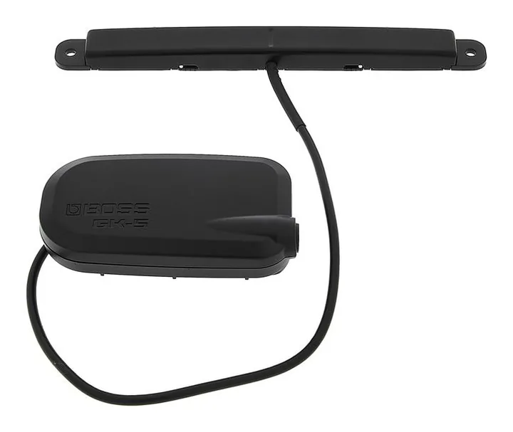Boss GK-5B Bass Synth Pickup, connettori sul retro dell'unita