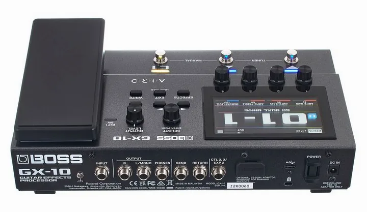 Boss GX-10, angolo del cabinet
