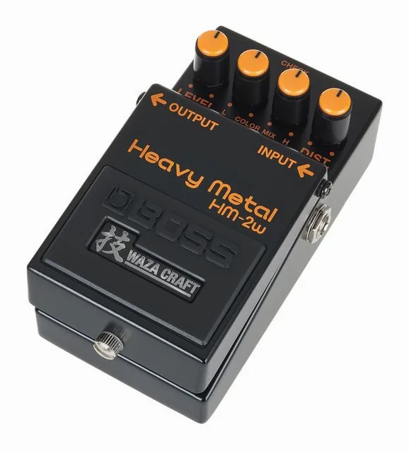 Boss HM-2w Heavy Metal Distortion fotografato frontalmente