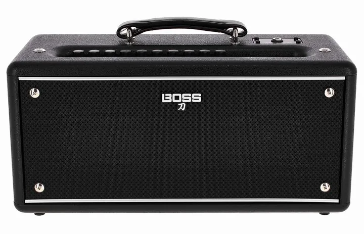 Boss Katana Air EX, retro con le prese di collegamento
