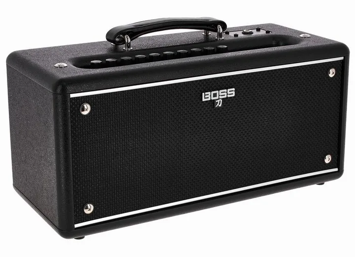 Boss Katana Air EX, logo e finiture del pannello frontale