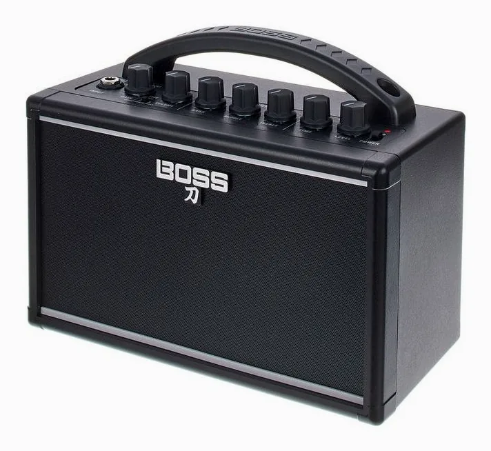 Boss Katana Mini visto di fronte