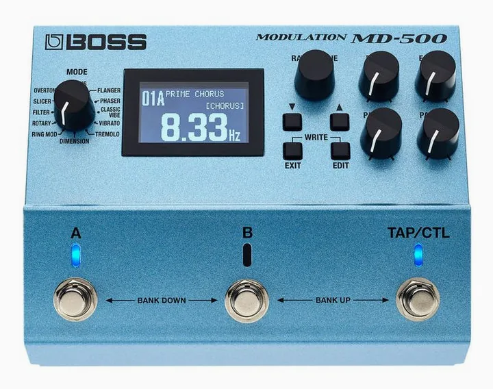 Boss MD-500 Modulation, led e interruttore a pedale
