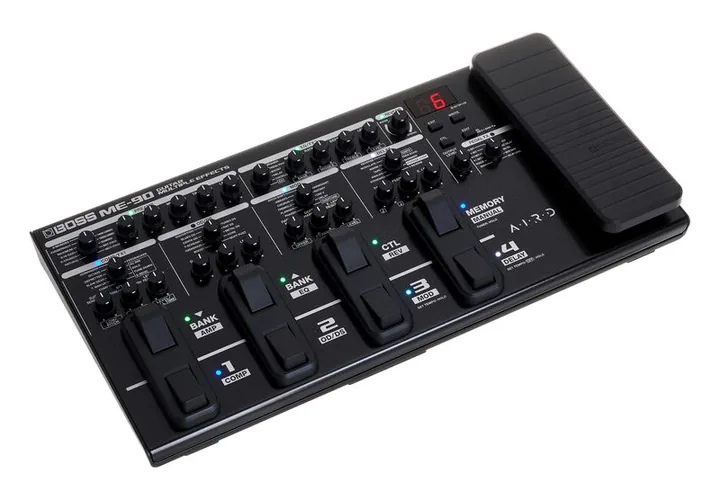 Boss ME-90, pannello dei controlli in primo piano