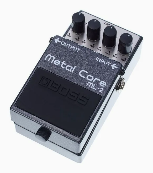 Boss ML-2 visto di fronte