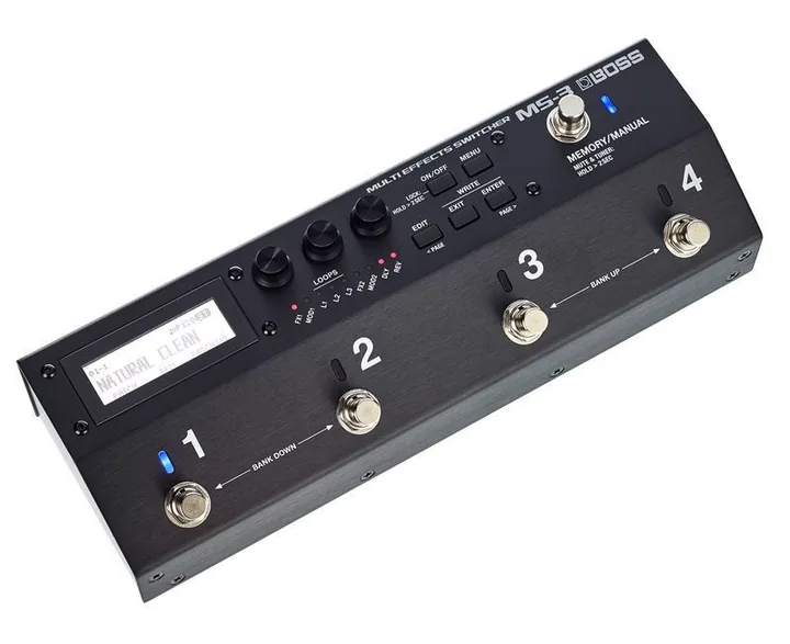 Boss MS-3 Multi Effects Switcher, manopole viste dall'alto