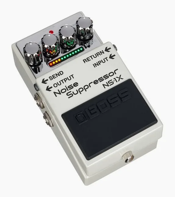 Boss NS-1X Noise Suppressor, grafica del pannello superiore