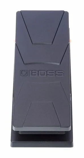 Boss PW-3 Wah Pedal, footswitch in primo piano