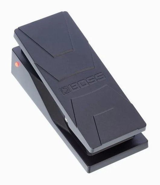 Boss PW-3 Wah Pedal, footswitch in primo piano