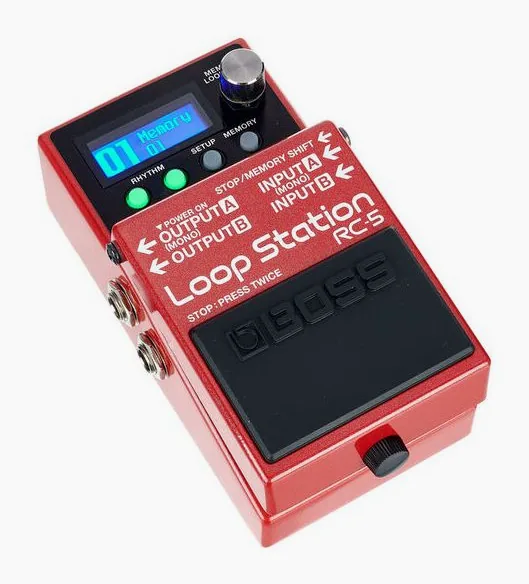 Boss RC-5 Loop Station, ingressi e uscite laterali