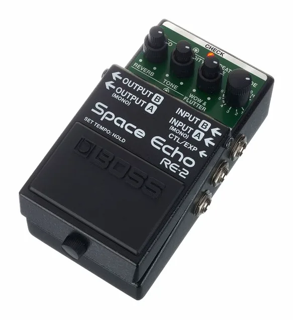 Boss RE-2 Space Echo Delay/Reverb fotografato frontalmente