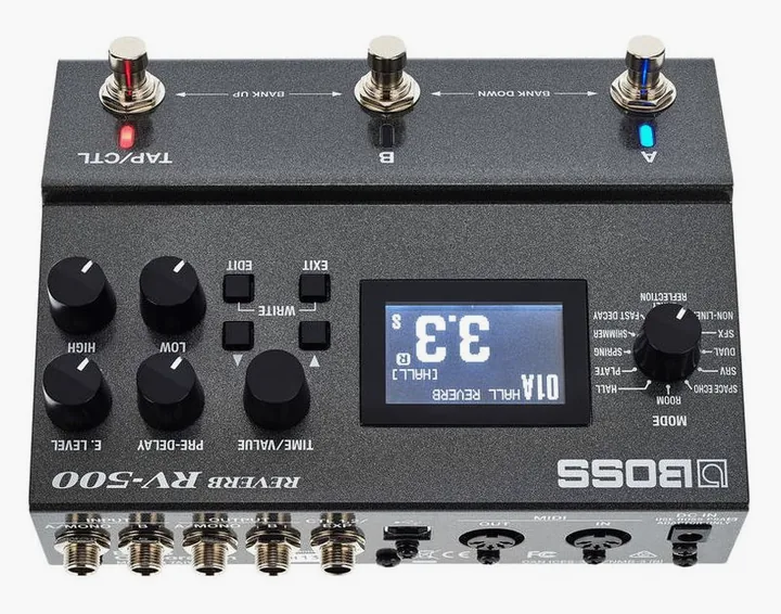 Boss RV-500 Reverb, led e interruttore a pedale