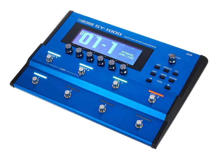 Boss SY-1000 Guitar Synthesizer in primo piano frontale