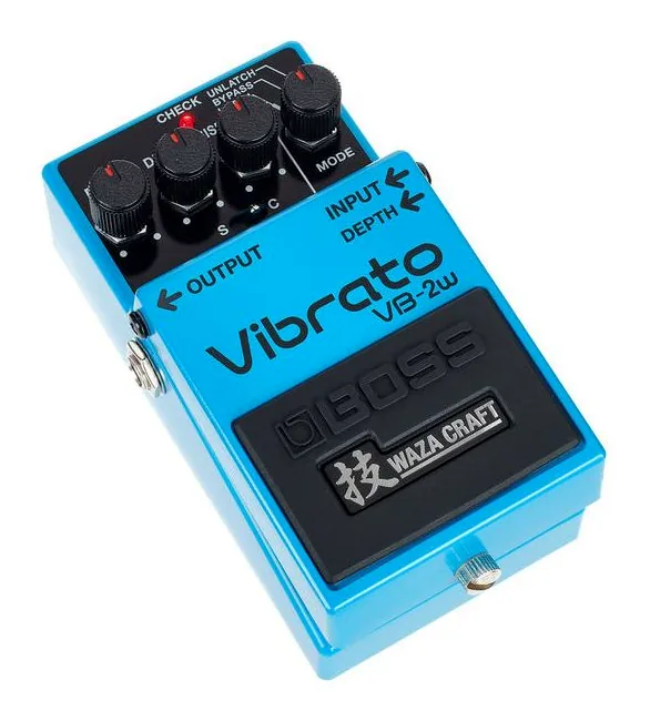 Boss VB-2W Vibrato, footswitch in primo piano