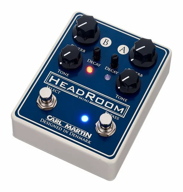Carl Martin HeadRoom Mini fotografato frontalmente
