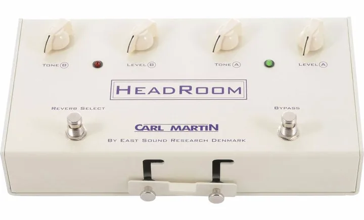 Carl Martin Headroom Model, ingressi e uscite laterali