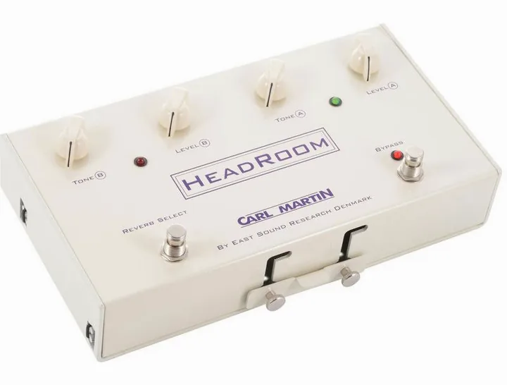 Carl Martin Headroom Model, ingressi e uscite laterali
