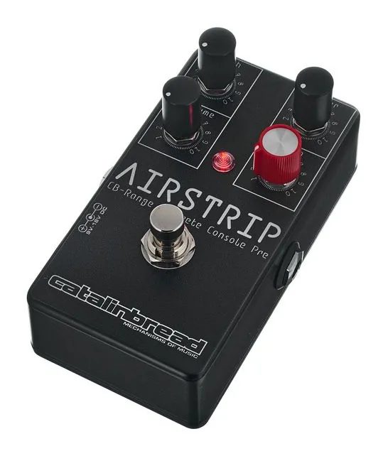 Catalinbread Airstrip Console Pre visto di fronte
