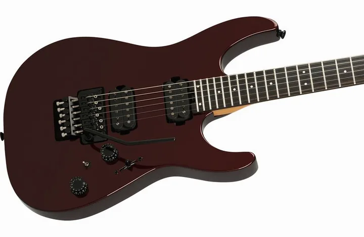Charvel Pro-Mod Plus DK24 HH FR CRE, corpo e verniciatura in primo piano