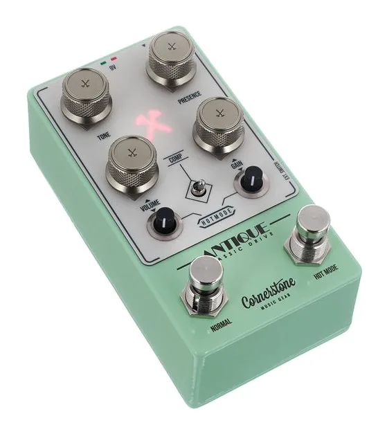 Cornerstone Antique V3 Overdrive, connettori sul retro dell'unita