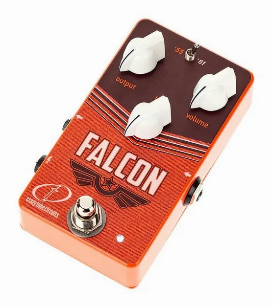 Crazy Tube Circuits Falcon Overdrive inquadrato di fronte su sfondo neutro