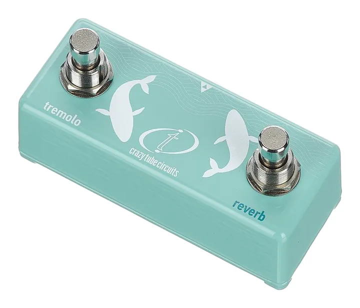 Crazy Tube Circuits Remote Control White Wale V2 in primo piano frontale