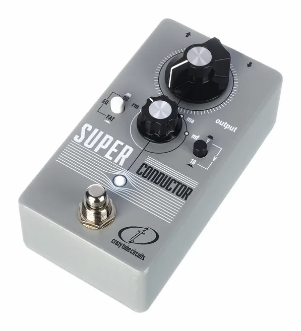 Crazy Tube Circuits Super Conductor - Boost in primo piano frontale