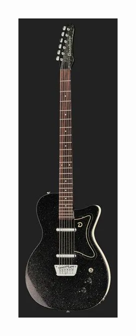 Danelectro 56 Baritone Black Metal Flake, corpo e verniciatura in primo piano