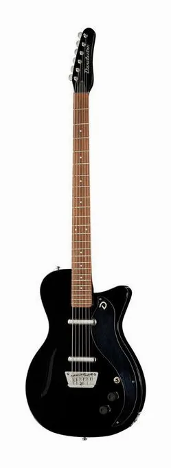 Danelectro 56 Vintage Baritone Black fotografato frontalmente