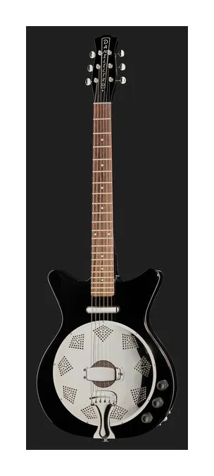 Danelectro 59 Resonator BK, corpo e verniciatura in primo piano