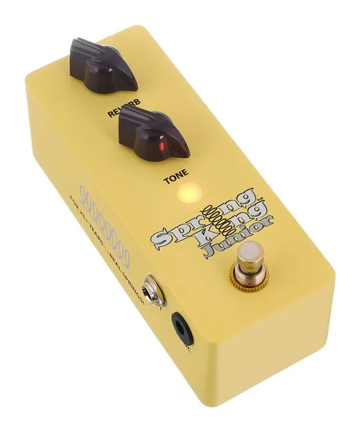 Danelectro SKJ-1 Spring King Junior, footswitch in primo piano