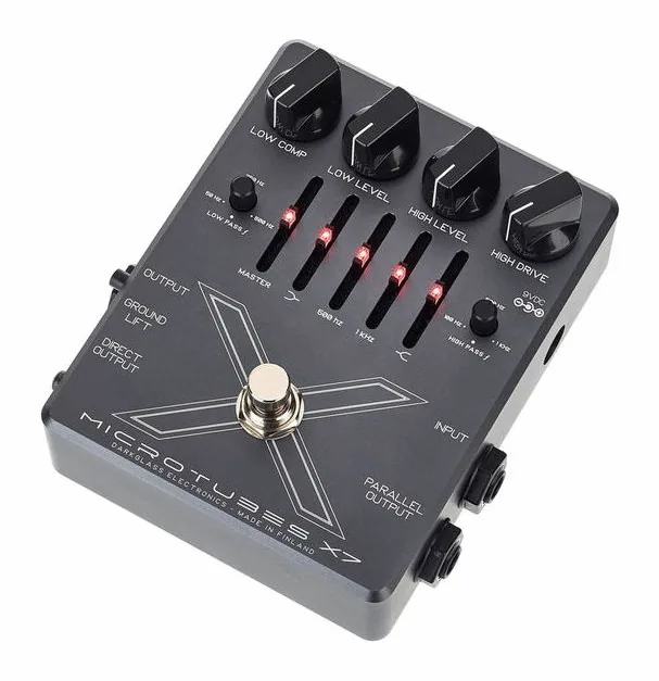 Darkglass Microtubes X7, led e interruttore a pedale