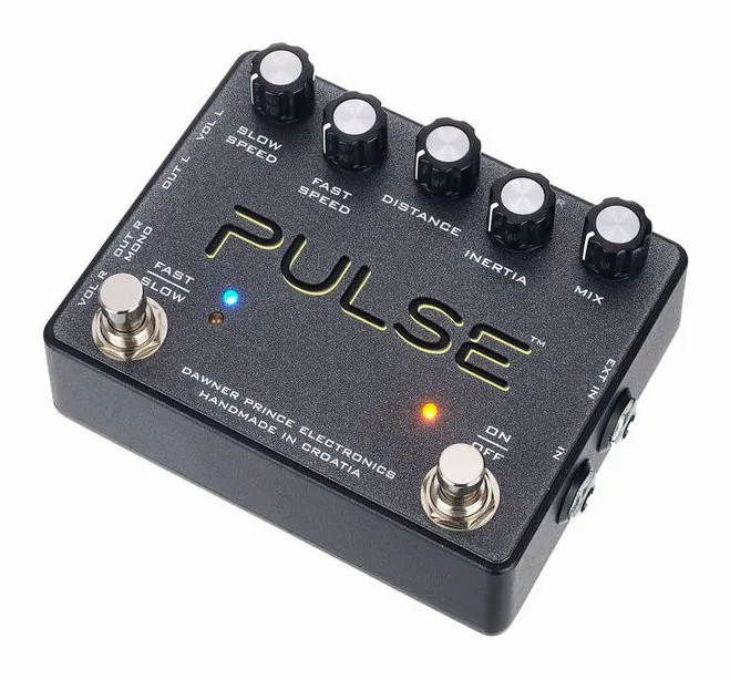Dawner Prince Pulse, footswitch in primo piano